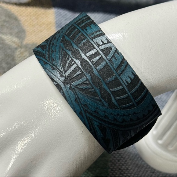 leather bracelet cuff custom lasered blue with tattoo - Picture 1 of 8